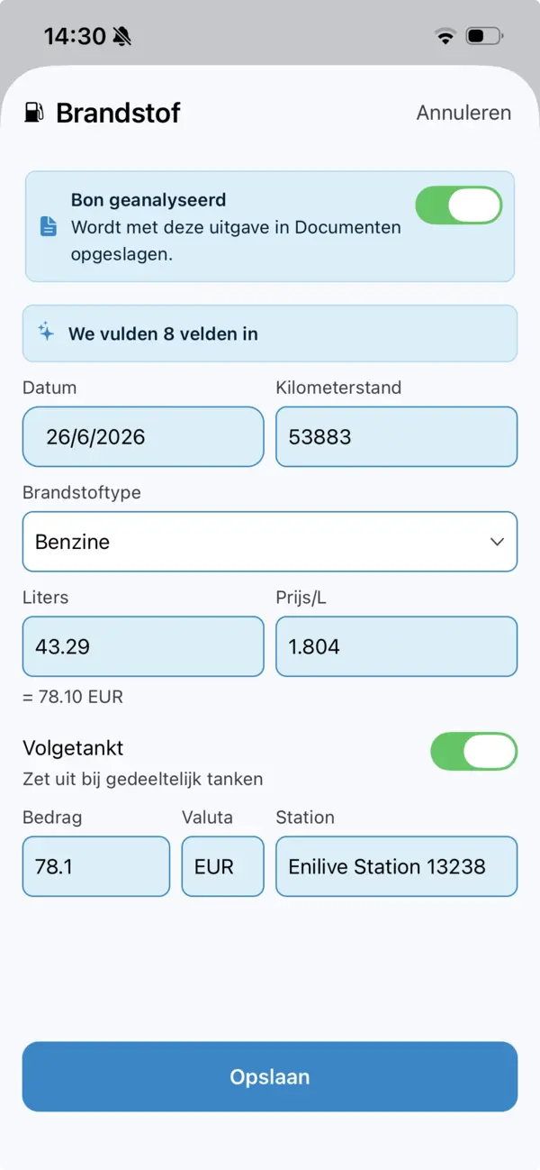 De voltooide brandstofuitgave met acht ingevulde velden