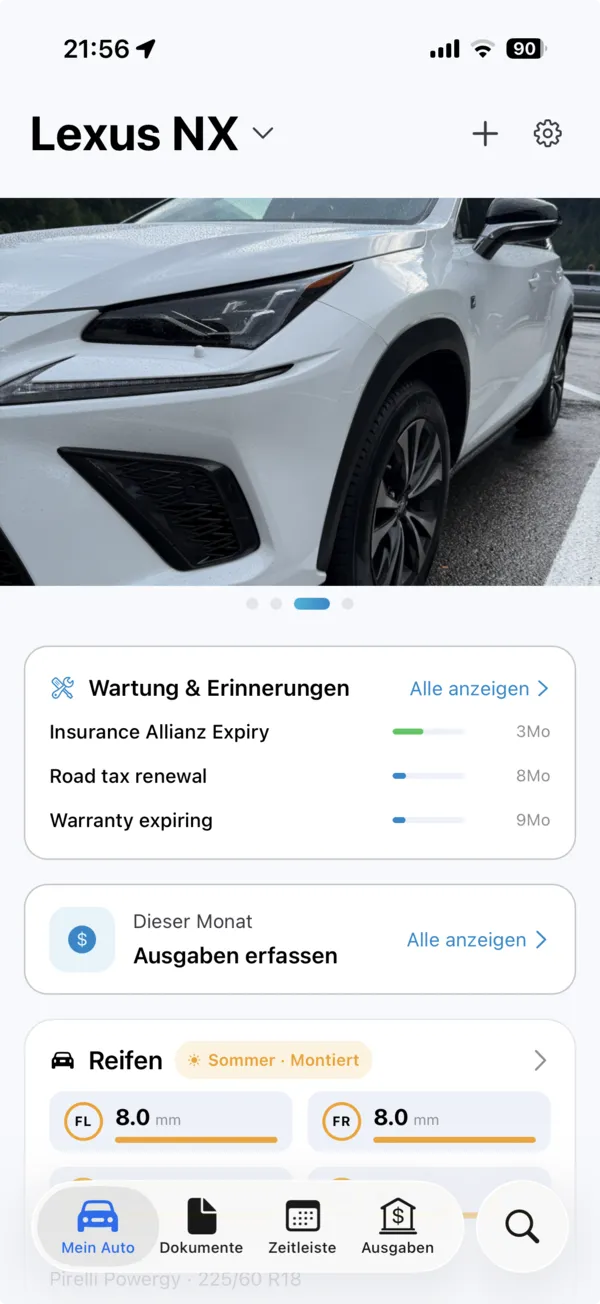 Der MyGarage-Startbildschirm für einen Lexus NX mit Erinnerungen an Verlängerungen, Ausgaben und Reifenprofiltiefen